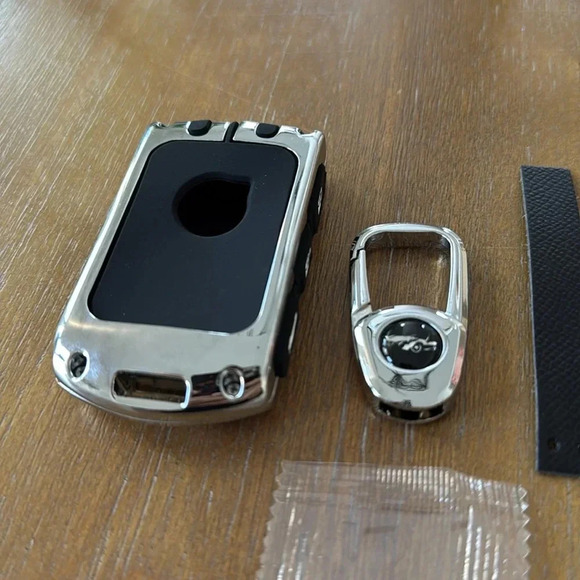 Volvo Car Key Fob Cover - Picture 5 of 5